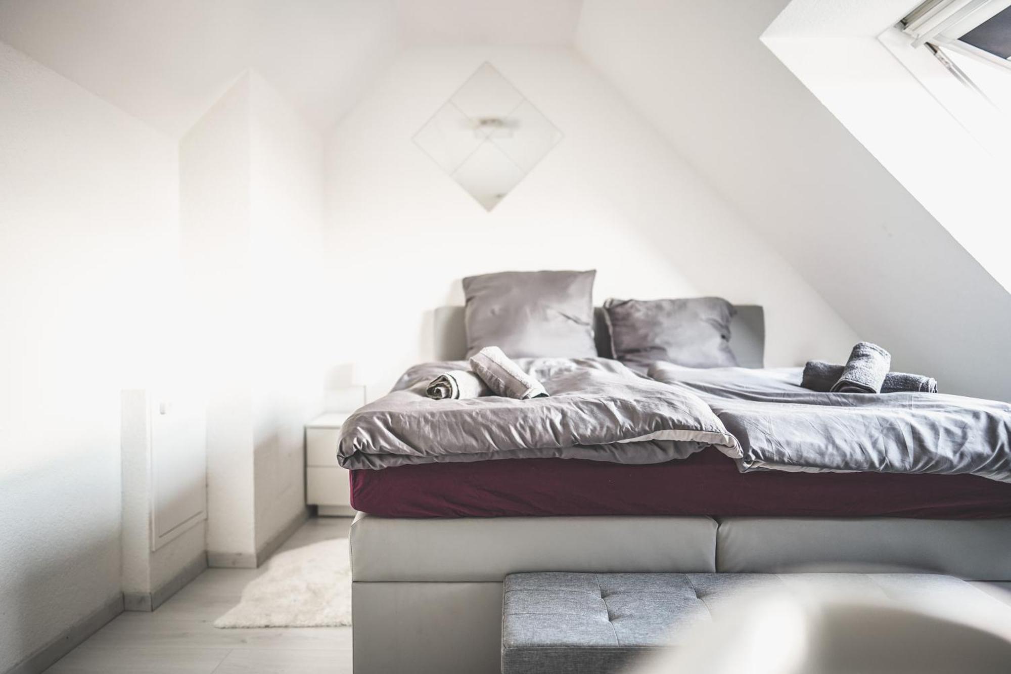 Luxus Maisonette Wohnung Am See, Wehome Premium Sankt Leon-Rot Exteriér fotografie